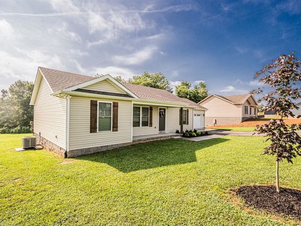 260 Walnut Grove Drive, Smiths Grove, KY 42171