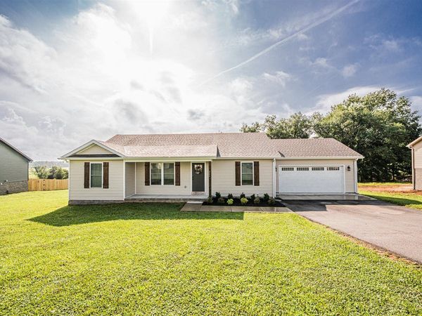 260 Walnut Grove Drive, Smiths Grove, KY 42171