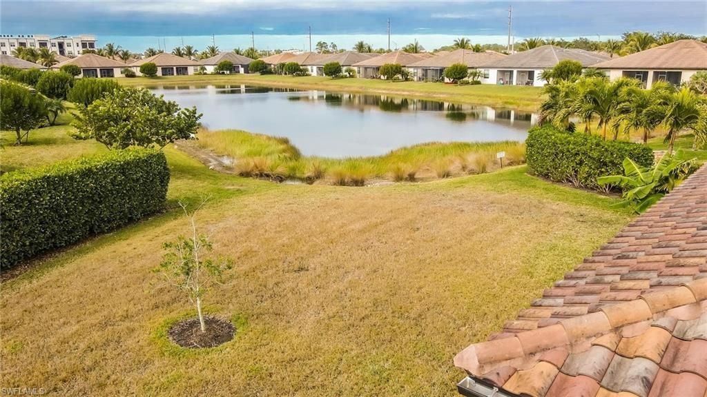 9215 Shadow Oak Ln, Naples, FL 34120 Photo