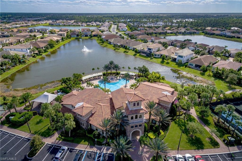 9215 Shadow Oak Ln, Naples, FL 34120 Photo