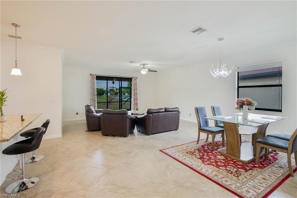 9215 Shadow Oak Ln, Naples, FL 34120 Photo