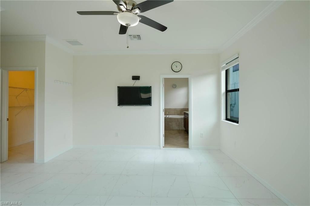 9215 Shadow Oak Ln, Naples, FL 34120 Photo