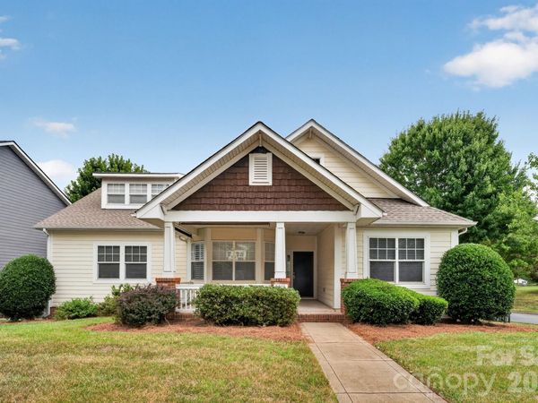 5918 Phyliss Lane , Charlotte, NC 28227