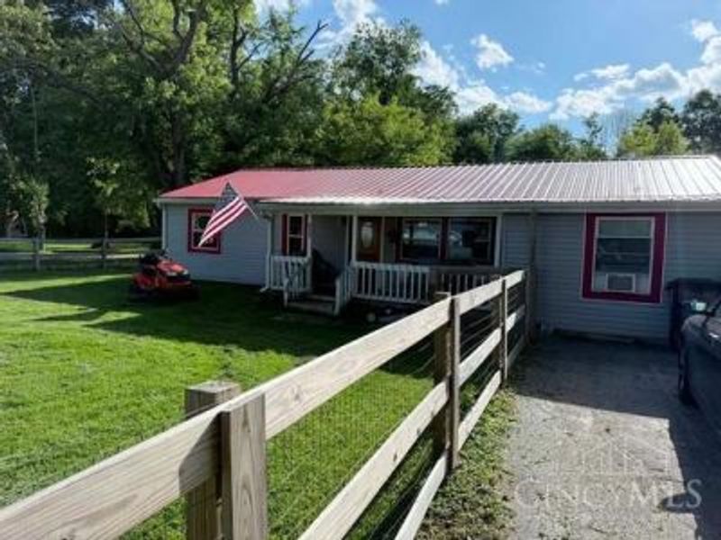 6333 Manila Road, Goshen Twp, OH 45122 Photo 2