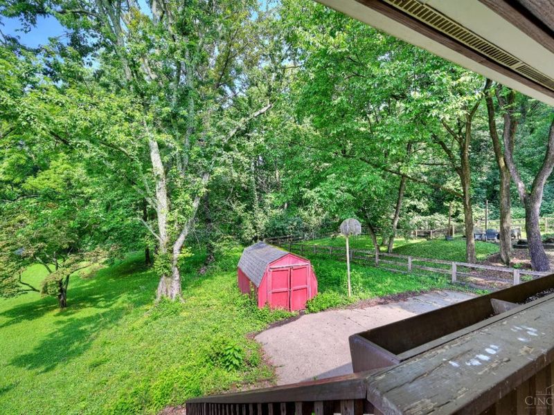 1741 Bloomingdale Avenue, Cincinnati, OH 45230 Photo 22