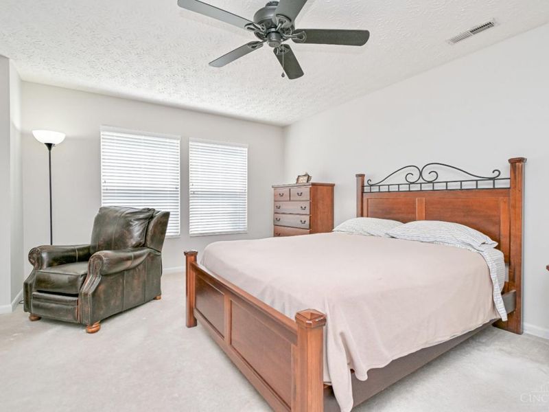 5795 Heights Court, Green Township, OH 45247 Photo 13