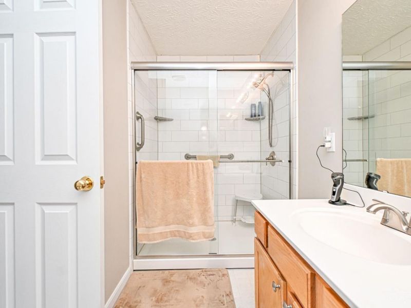 5795 Heights Court, Green Township, OH 45247 Photo 15