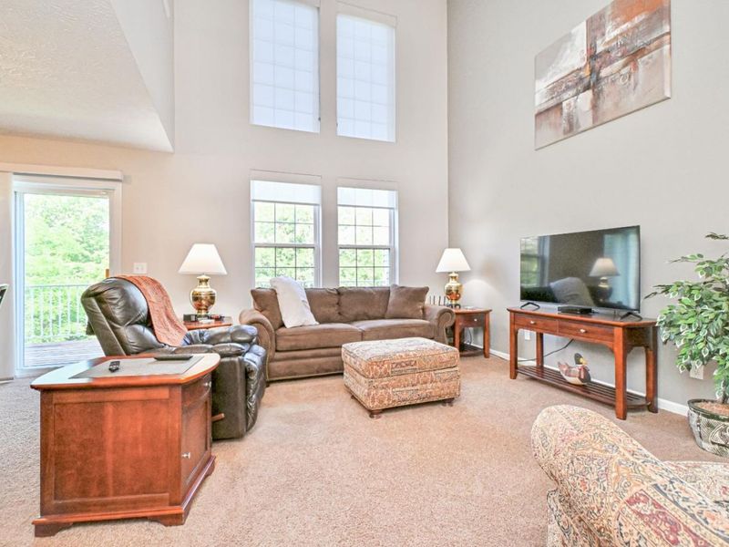 5795 Heights Court, Green Township, OH 45247 Photo 3