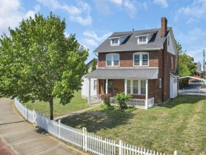 215 Martin Luther King Jr Boulevard , Columbus, OH 43203 Photo 1