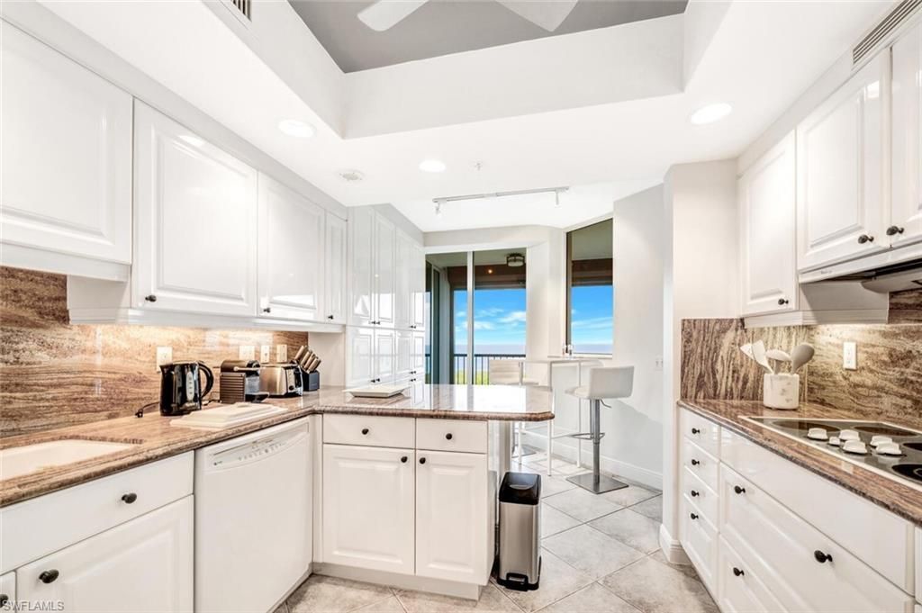 7225 Pelican Bay Blvd, Unit 2004, Naples, FL 34108 Photo