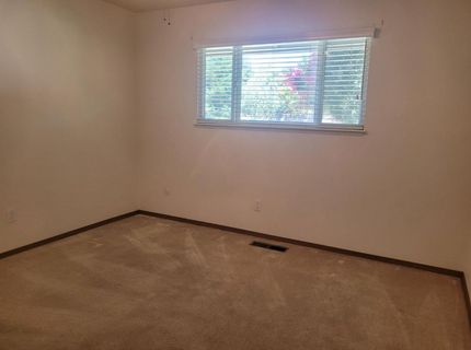 1677 Poplar St, Oakdale, CA 95361 Photo