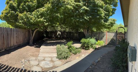1677 Poplar St, Oakdale, CA 95361 Photo