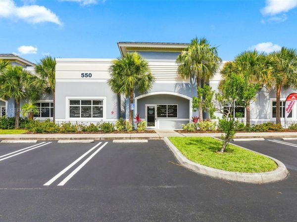 550 NW University Blvd, Unit 104, Port St. Lucie, FL 34986