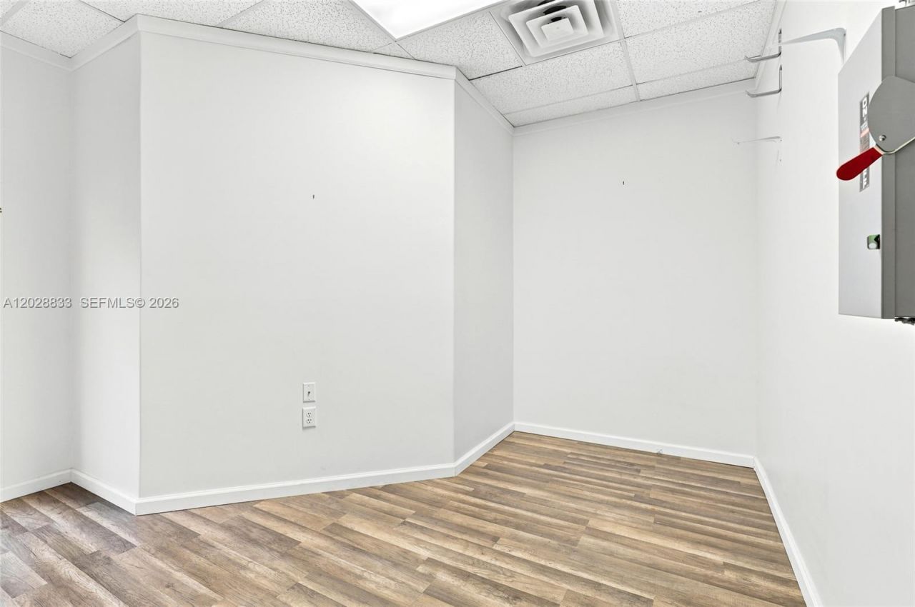550 NW University Blvd , Unit 104, Port Saint Lucie, FL 34986 Photo