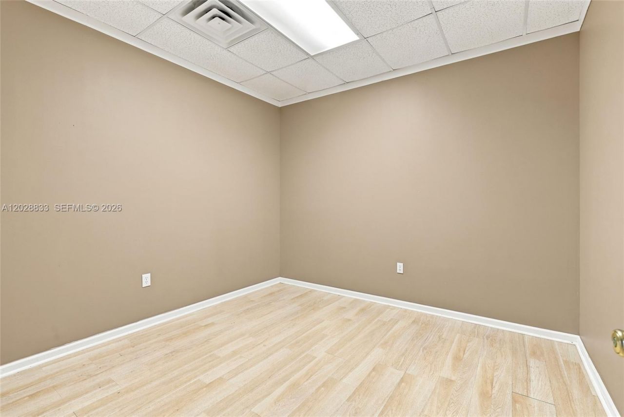 550 NW University Blvd , Unit 104, Port Saint Lucie, FL 34986 Photo