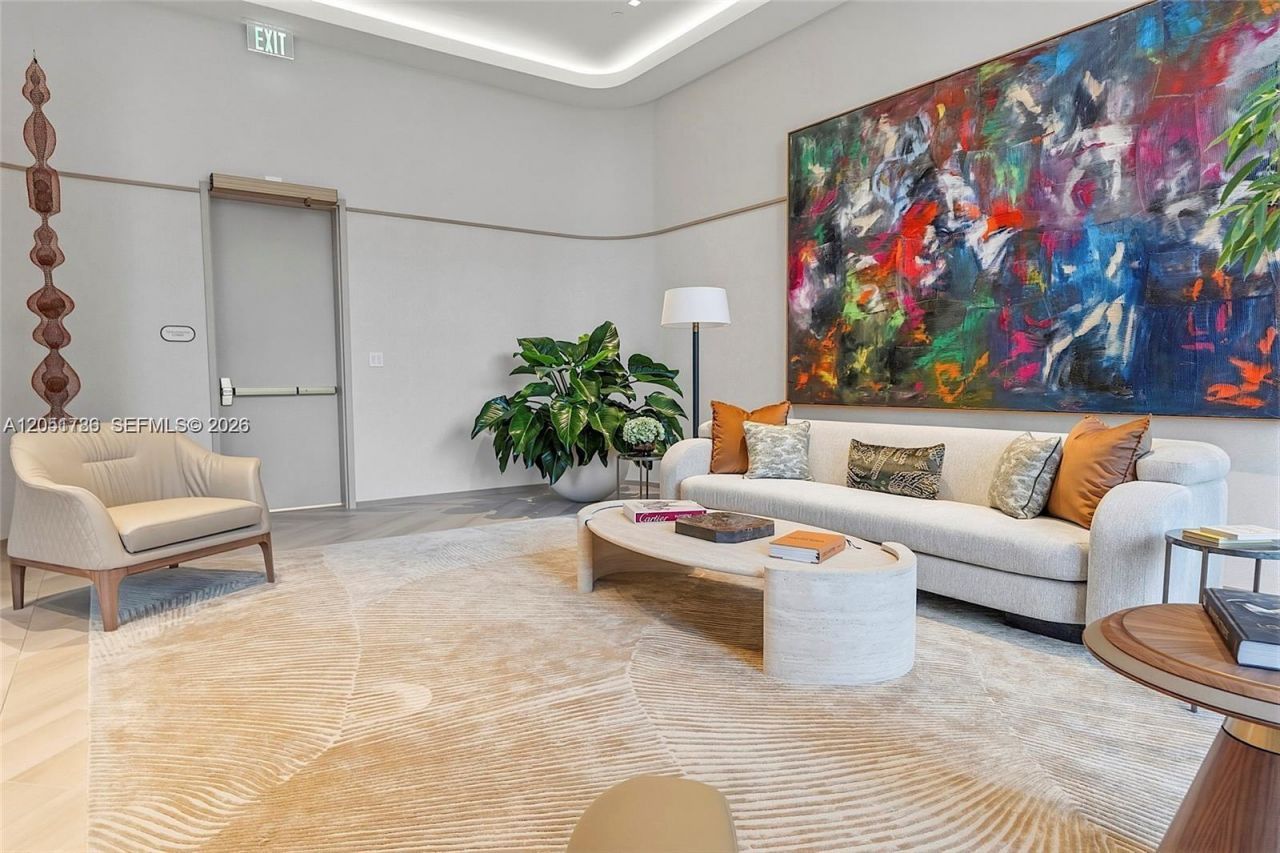 77 SE 5th St , Unit 2314, Miami, FL 33131 Photo