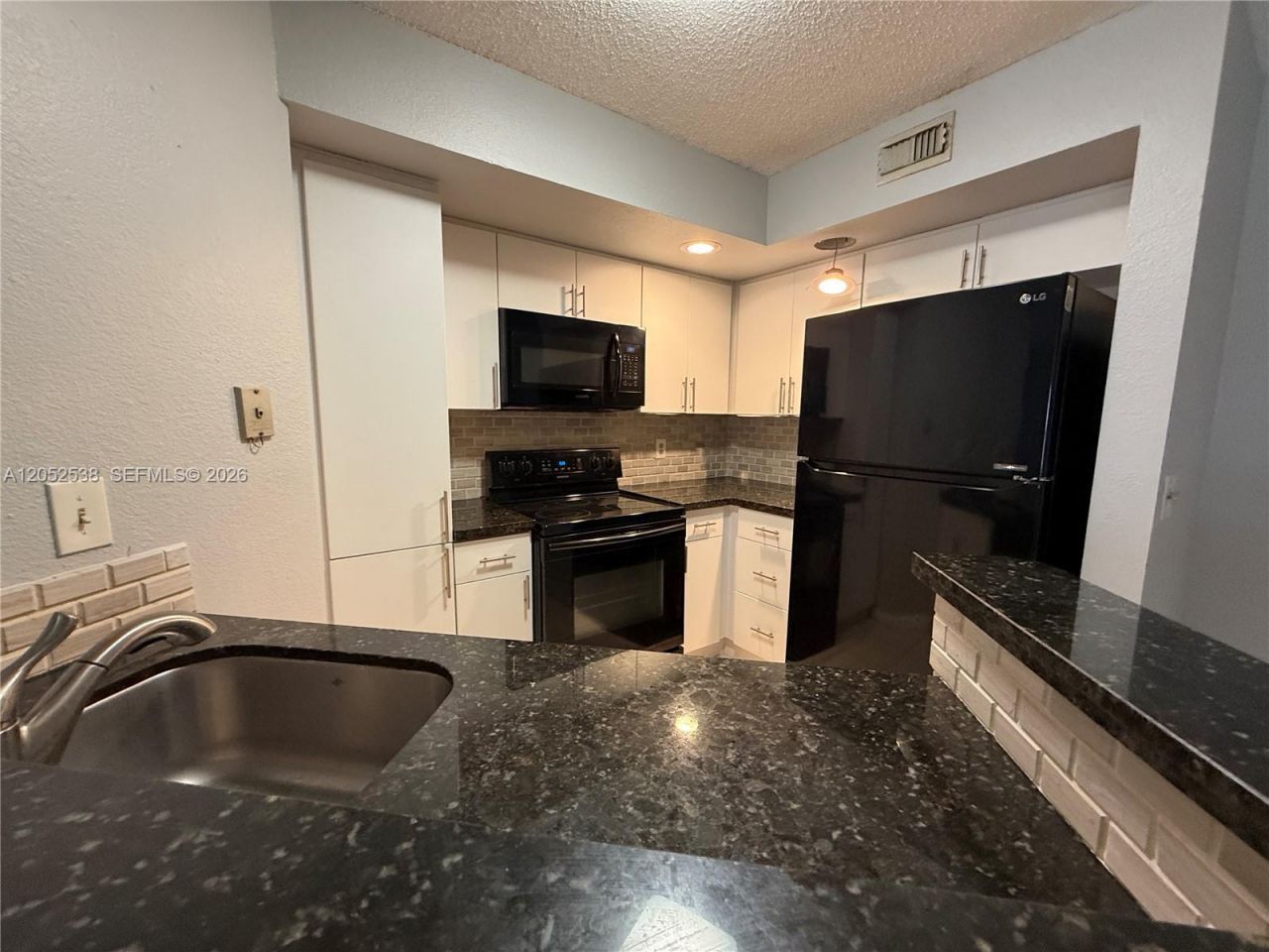 663 Vista Isles Dr, Unit 1715, Sunrise, FL 33325 Photo