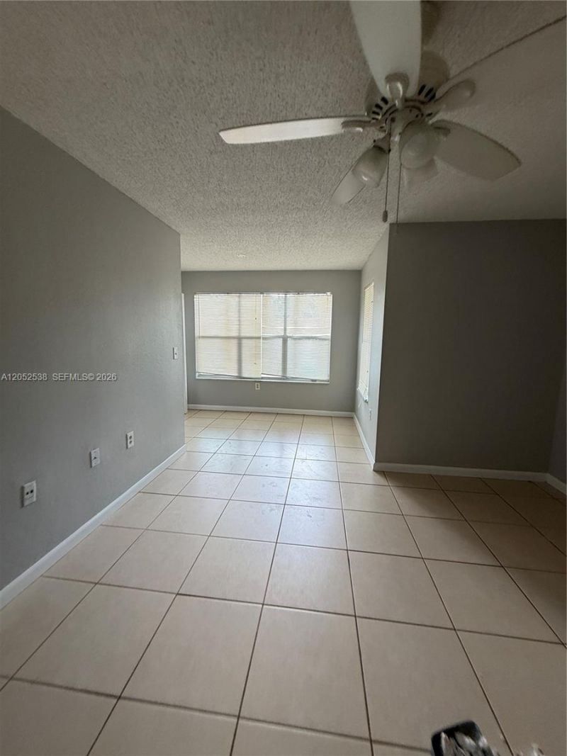 663 Vista Isles Dr, Unit 1715, Sunrise, FL 33325 Photo
