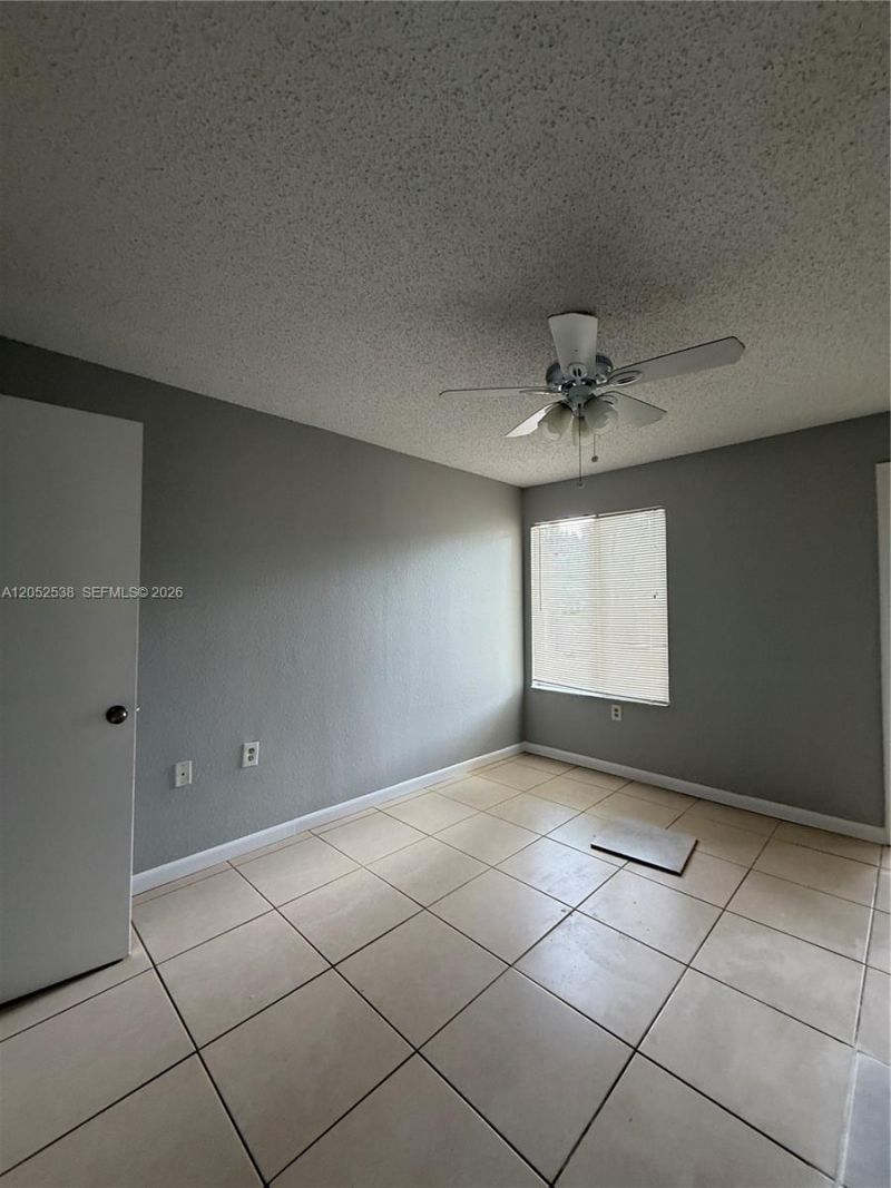 663 Vista Isles Dr, Unit 1715, Sunrise, FL 33325 Photo