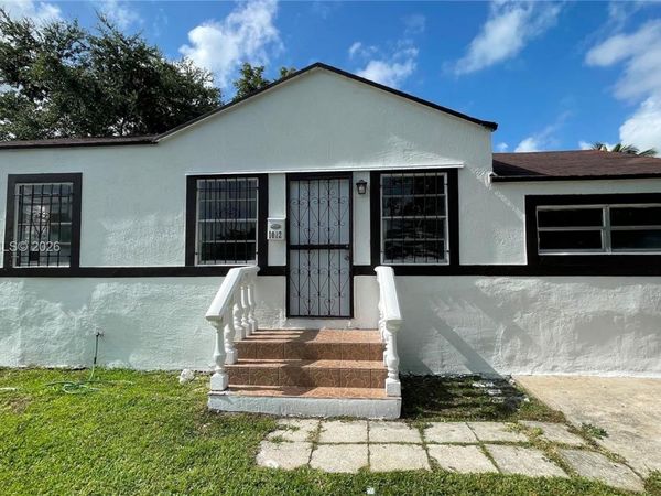 1012 NW 66th St , Miami, FL 33150
