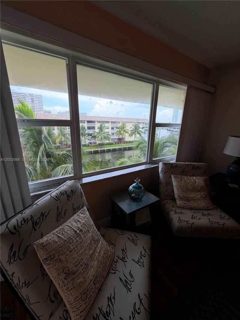 1889 S Ocean Dr , Unit 406, Hallandale Beach, FL 33009 Photo