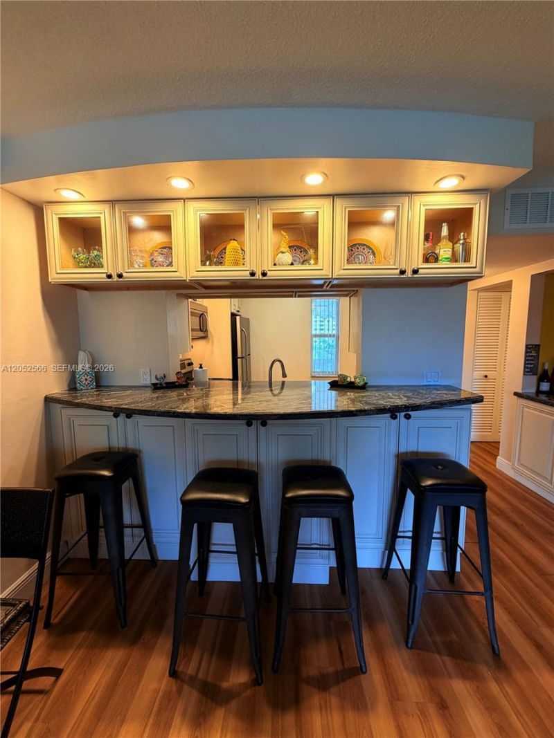 1889 S Ocean Dr , Unit 406, Hallandale Beach, FL 33009 Photo