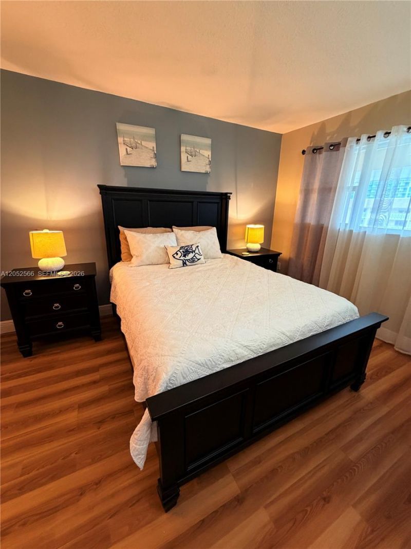 1889 S Ocean Dr , Unit 406, Hallandale Beach, FL 33009 Photo