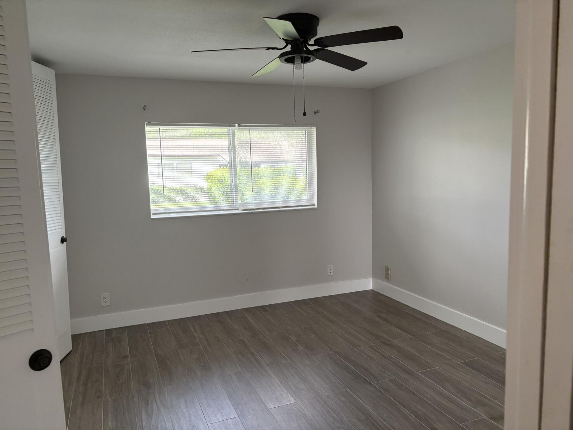 2930 Crosley Drive E, Unit J, West Palm Beach, FL 33415 Photo