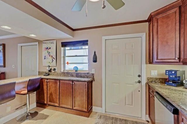 501 Lake Shore Drive, Unit 206, Lake Park, FL 33403 Photo