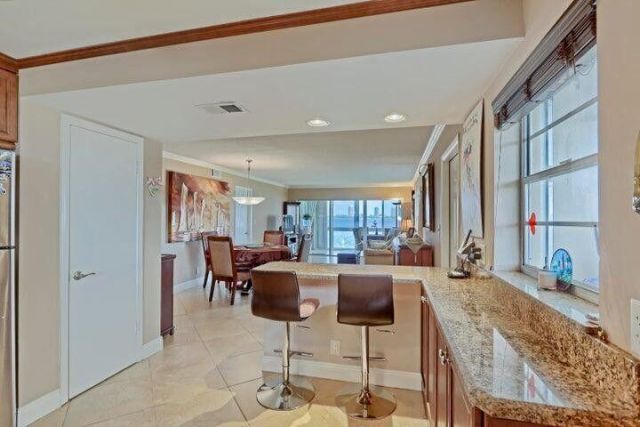 501 Lake Shore Drive, Unit 206, Lake Park, FL 33403 Photo