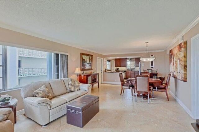 501 Lake Shore Drive, Unit 206, Lake Park, FL 33403 Photo