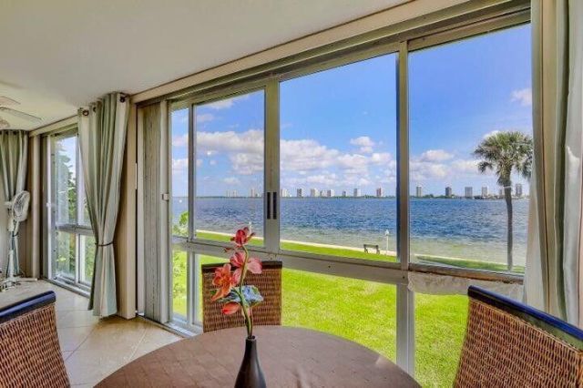 501 Lake Shore Drive, Unit 206, Lake Park, FL 33403 Photo
