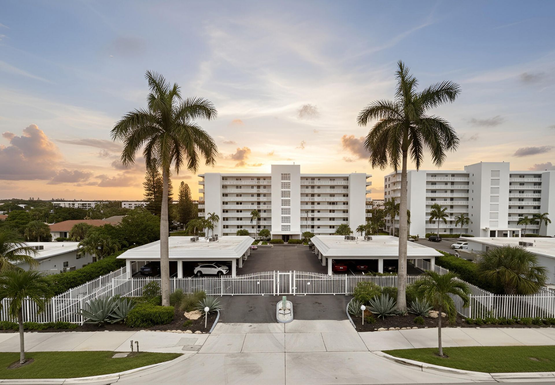 501 Lake Shore Drive, Unit 206, Lake Park, FL 33403 Photo