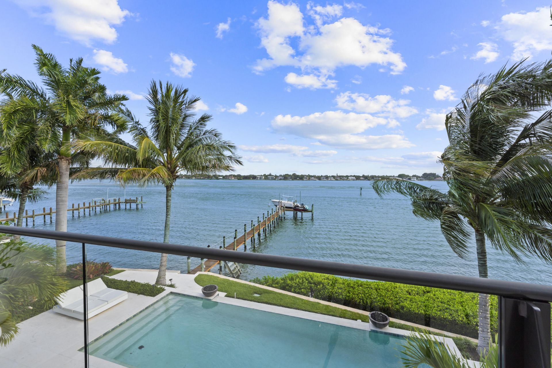 18714 Rio Vista Drive, Jupiter, FL 33469 Photo