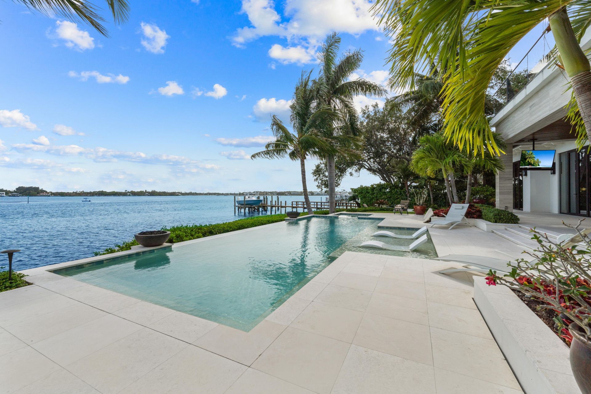 18714 Rio Vista Drive, Jupiter, FL 33469 Photo