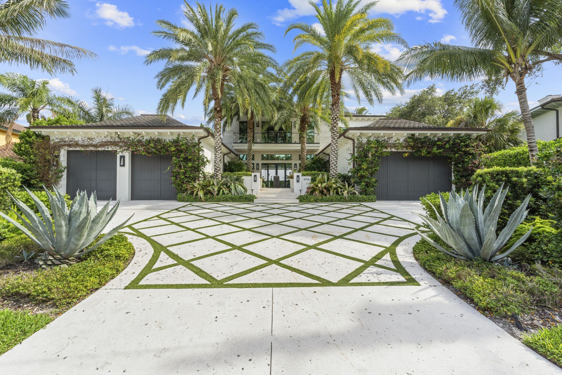 18714 Rio Vista Drive, Jupiter, FL 33469 Photo