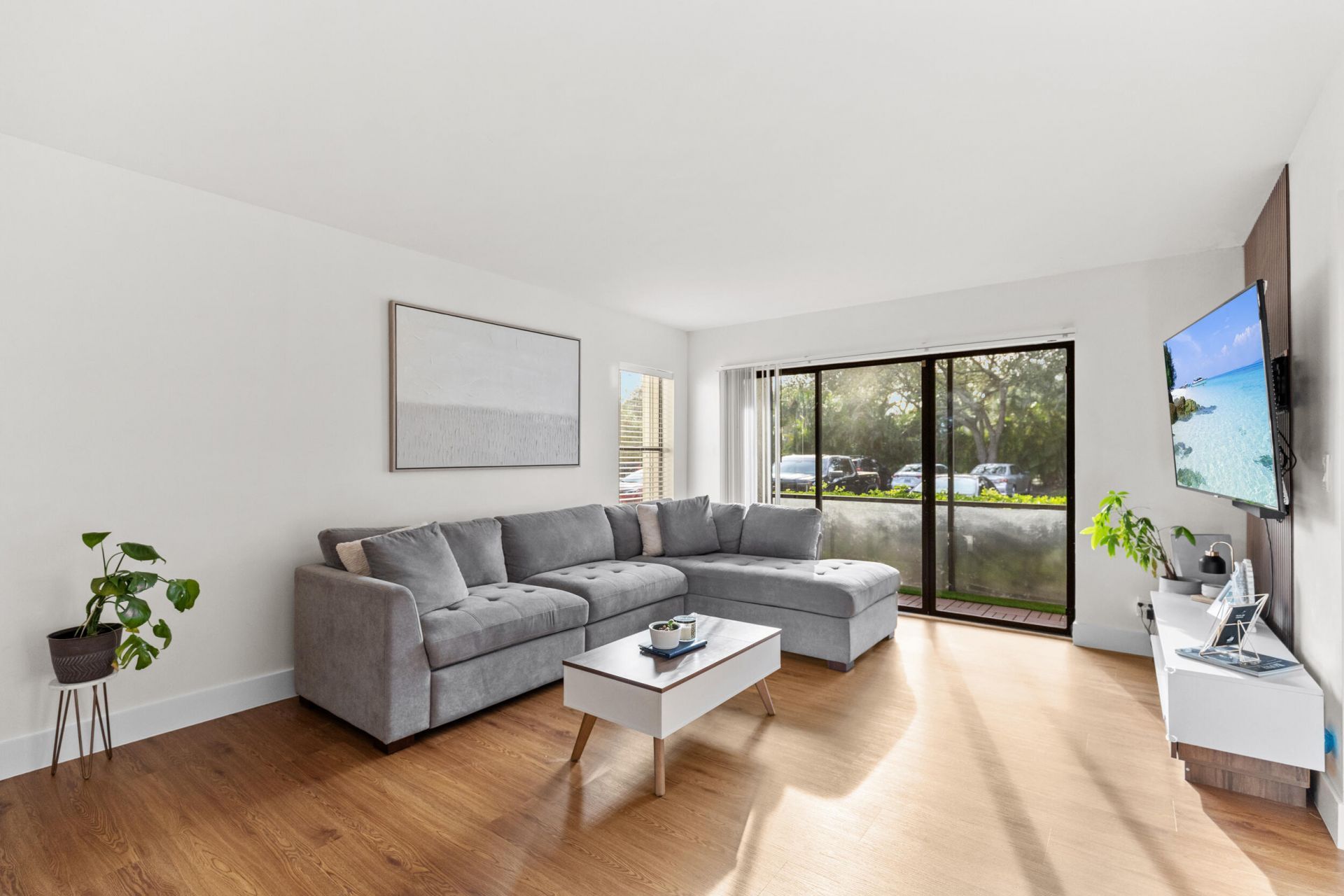 722 Sunny Pine Way, Unit D1, Greenacres, FL 33415 Photo