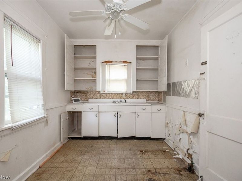 14624 Savannah Avenue, East Cleveland, OH 44112 Photo 10