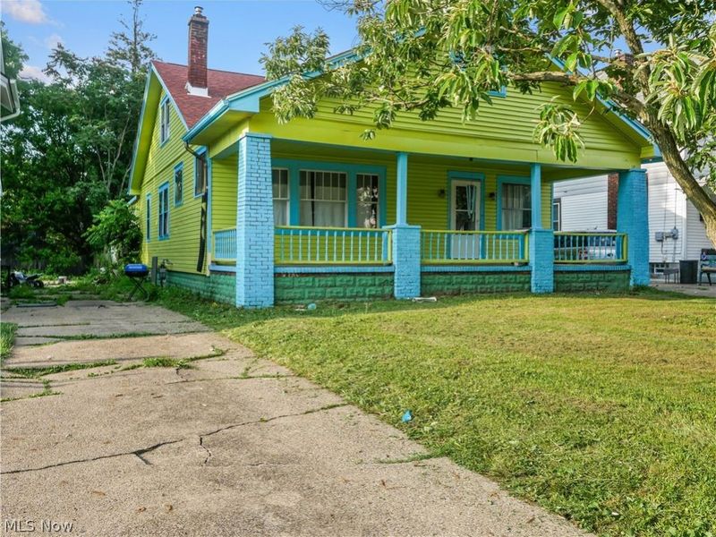 320 E Auburndale Avenue, Youngstown, OH 44507 Photo 1