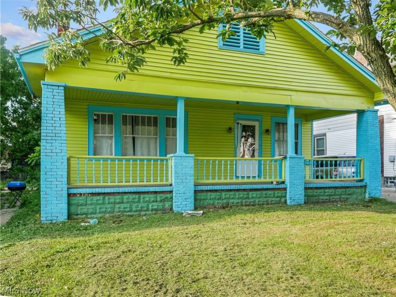 320 E Auburndale Avenue, Youngstown, OH 44507 Photo 2