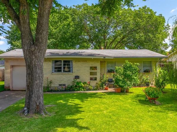 301 W Ridgewood Drive, Garland, TX 75041