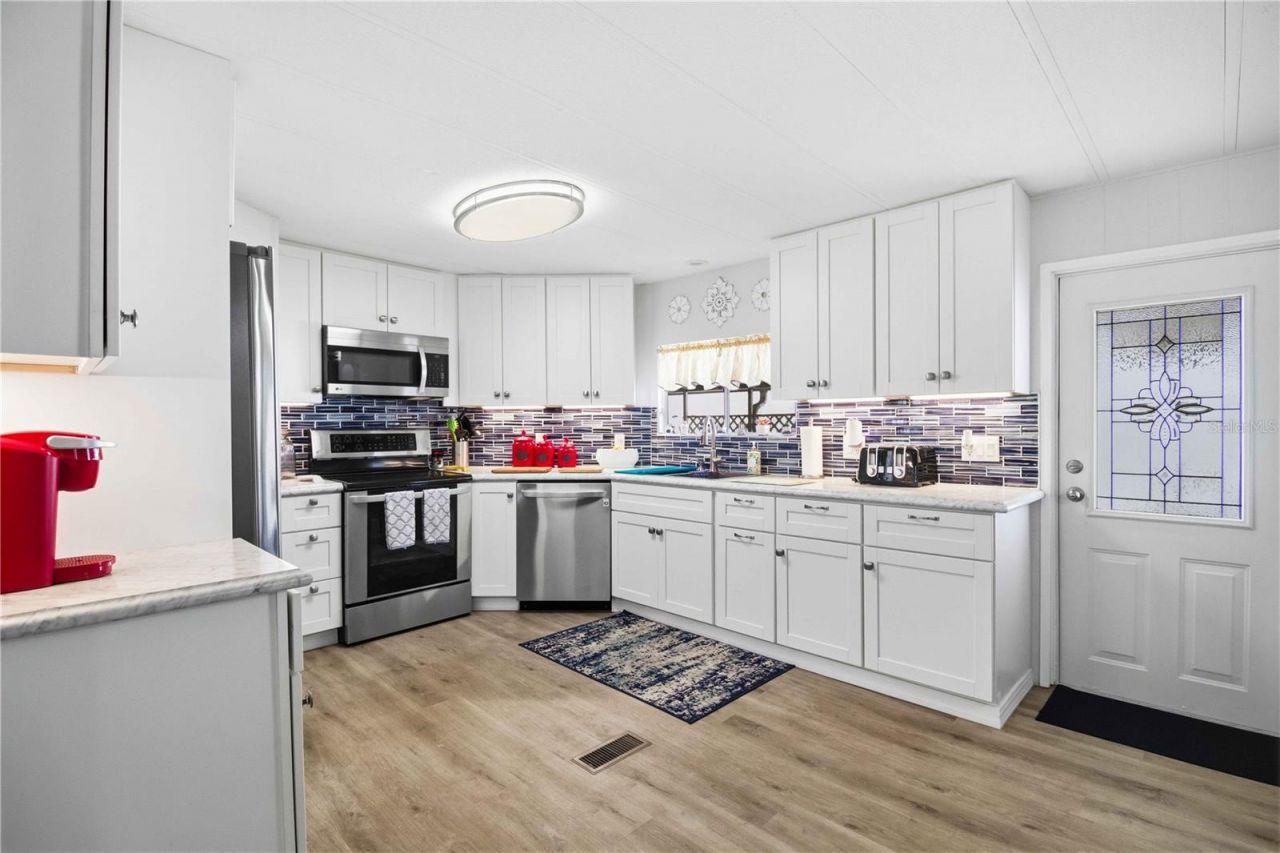 2107 Palma Sola Boulevard, Unit 10, Bradenton, FL 34209 Photo