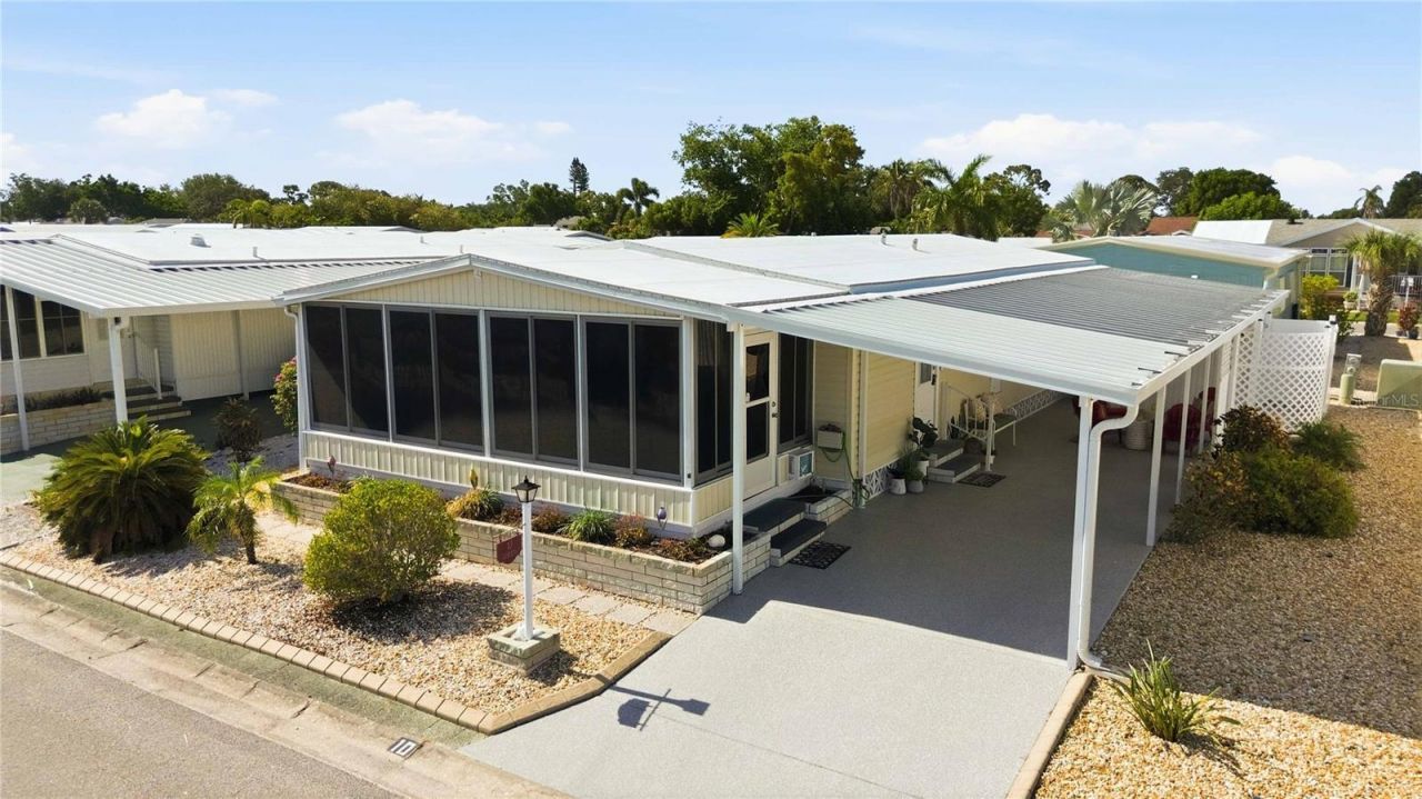 2107 Palma Sola Boulevard, Unit 10, Bradenton, FL 34209 Photo