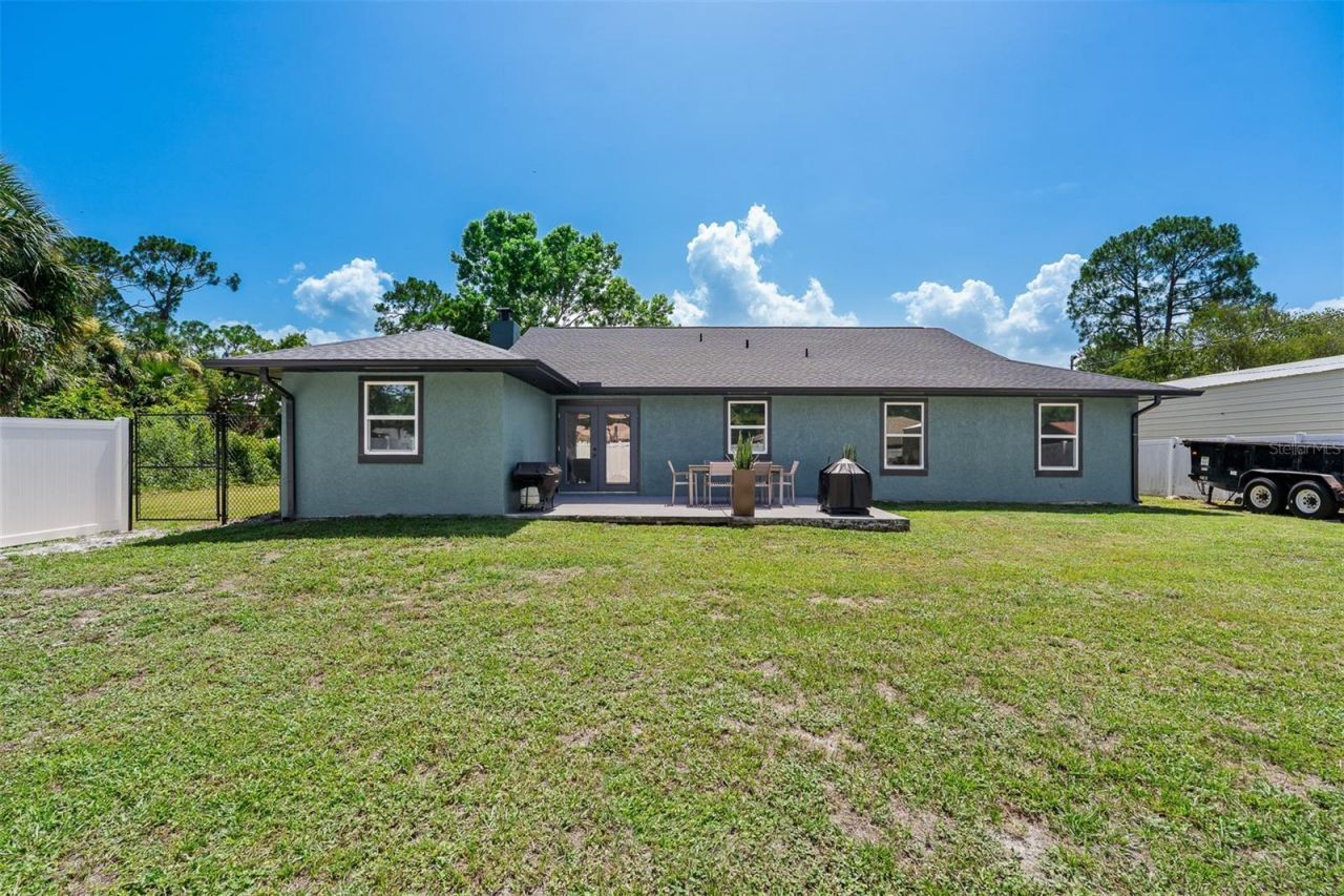 2817 Yule Tree Drive , Edgewater, FL 32141 Photo