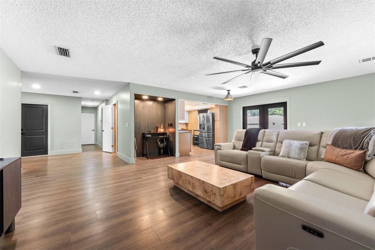 2817 Yule Tree Drive , Edgewater, FL 32141 Photo