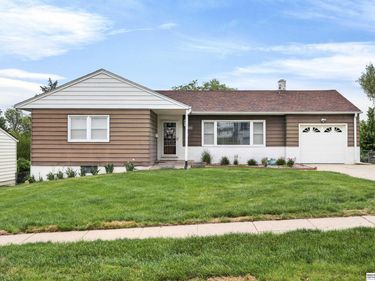 1220 Bellaire Boulevard, Bellevue, NE 68005