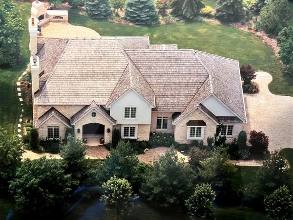 610 Grant Court , Burr Ridge, IL 60527