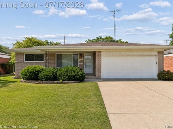 11840 Herbert Avenue, Warren, MI 48089
