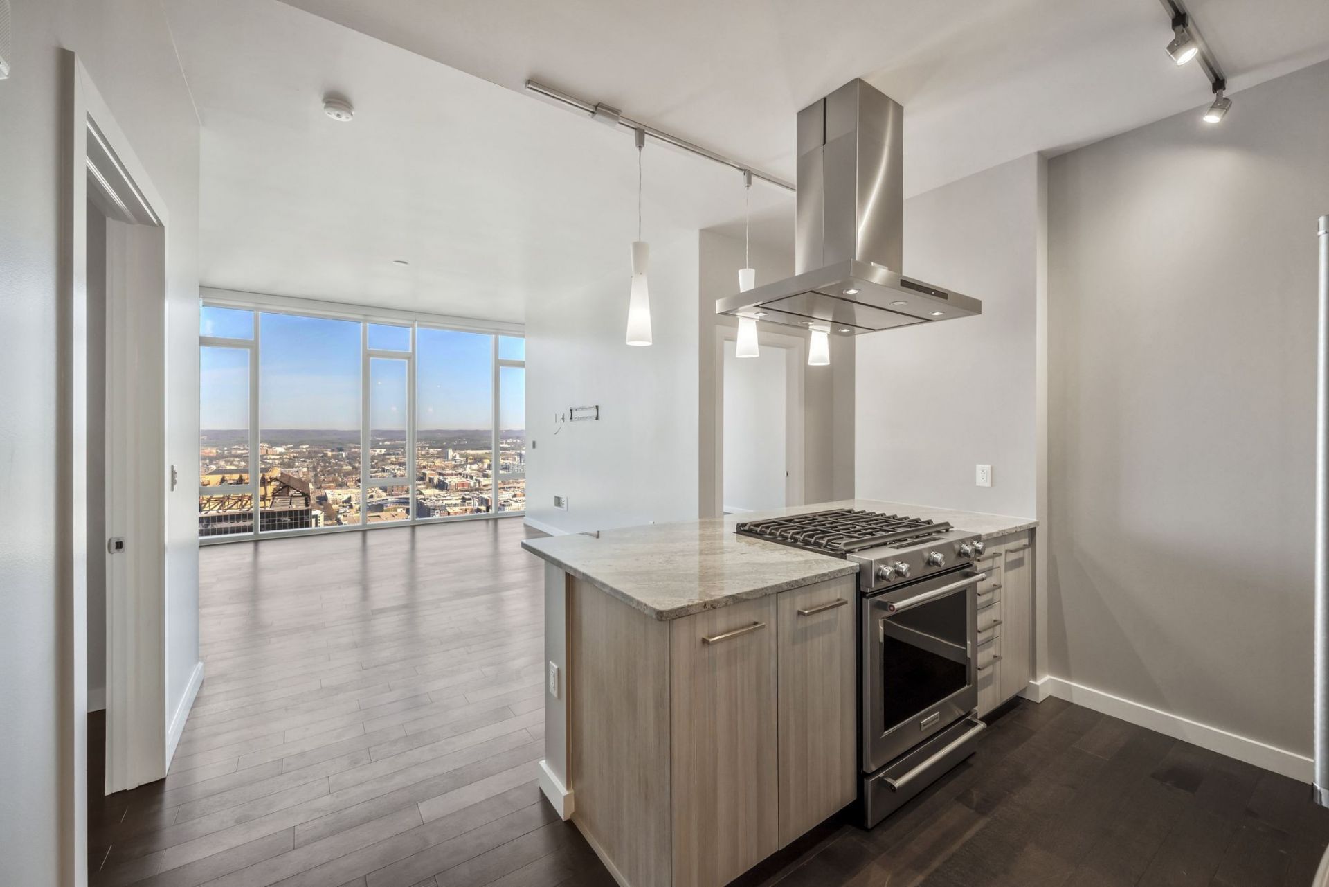 515 Church St, Unit 3801, Nashville, TN 37219 Main Photo