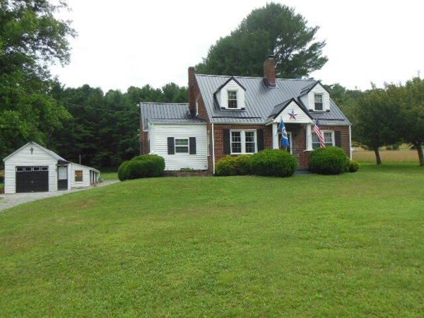 10664 Bent Mountain RD , Bent Mountain, VA 24059